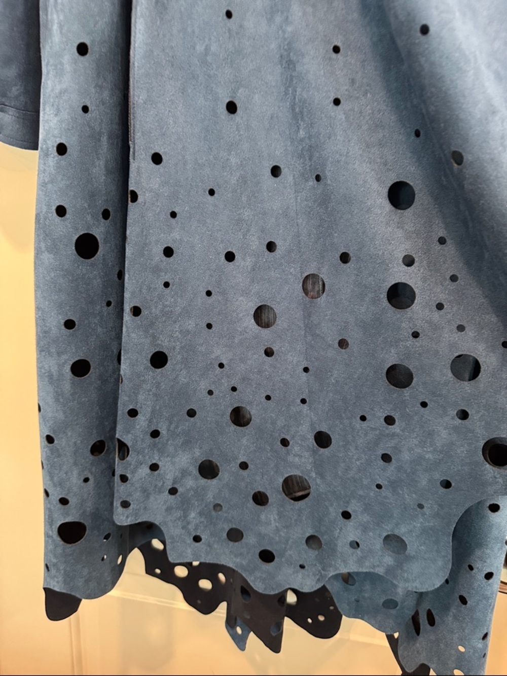 NWT Blue Suede Long Duster Coat Cutout Perforated Hem & attached sheer scarf SzM - Picture 8 of 11